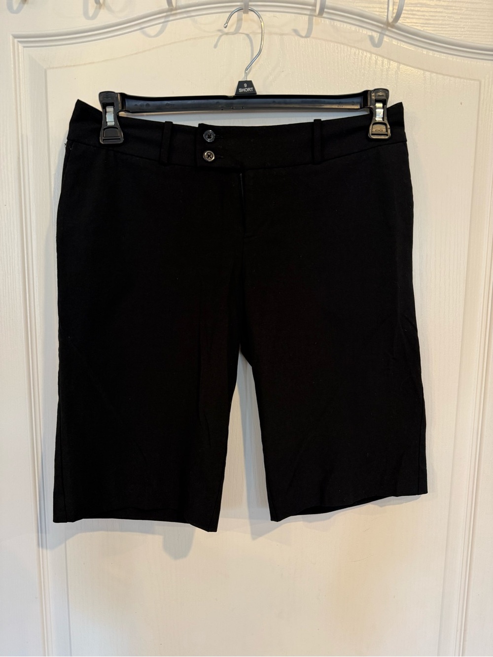 Mossimo stretch women’s black y2k 2000s Bermuda shorts size 4
